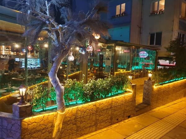 Kuytu Meze Balık - Ankara Meyhane - 11. Fotoğraf Kuytu Meze Balık - Ankara Meyhane - 11. Fotoğraf