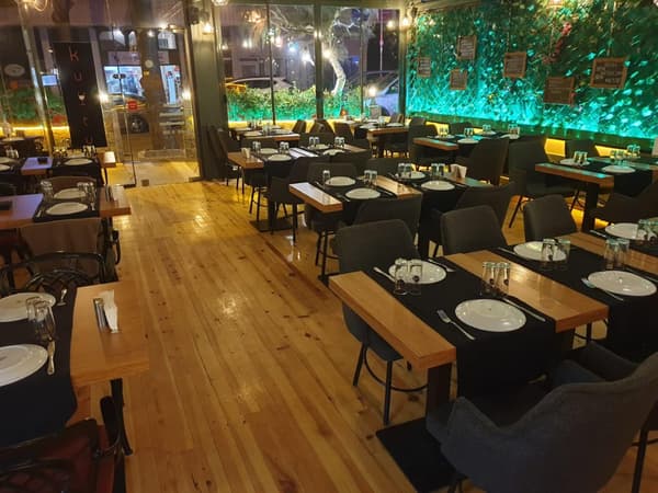 Kuytu Meze Balık - Ankara Meyhane - 12. Fotoğraf Kuytu Meze Balık - Ankara Meyhane - 12. Fotoğraf