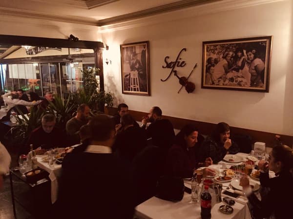 Safie Meyhane - Ankara Meyhane - 15. Fotoğraf