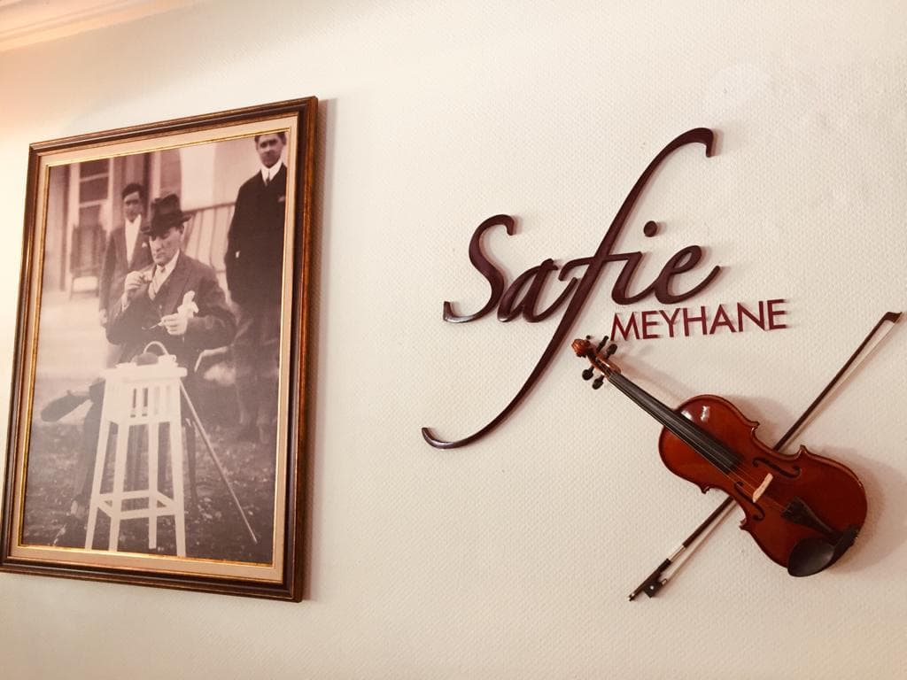 Safie Meyhane - Ankara Meyhane - 3. Fotoğraf