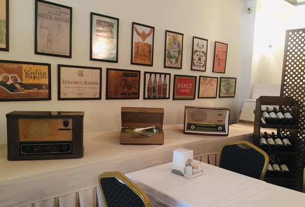 Safie Meyhane - Ankara Meyhane - 21. Fotoğraf Safie Meyhane - Ankara Meyhane - 21. Fotoğraf