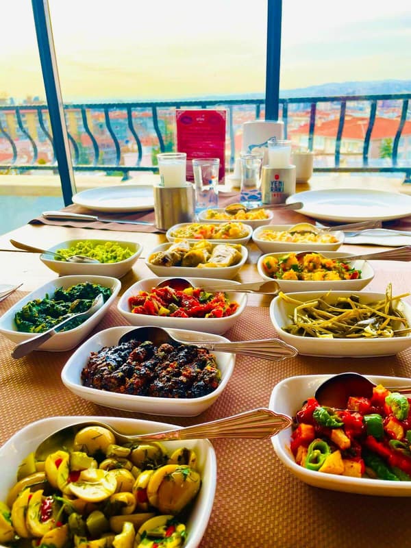 Safie Meyhane Roof Çankaya - 17. Fotoğraf Safie Meyhane Roof Çankaya - 17. Fotoğraf