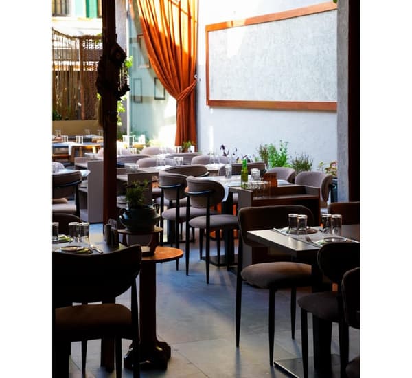 Patron Şapkalı Meyhane - 11. Fotoğraf Patron Şapkalı Meyhane - 11. Fotoğraf