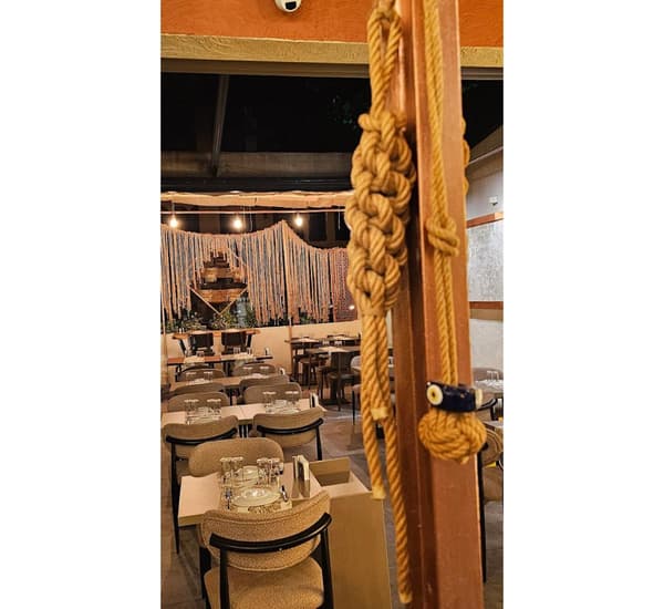 Patron Şapkalı Meyhane - 16. Fotoğraf Patron Şapkalı Meyhane - 16. Fotoğraf